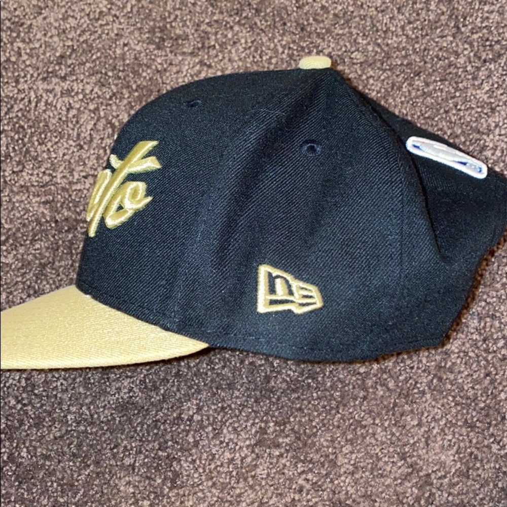 Toronto SnapBack - Picture 3 of 5
